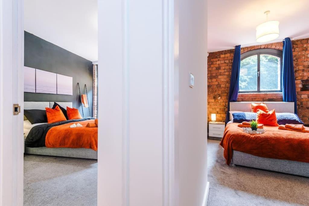 Stylish Apartment, Pool Table, Sleep 6, Location Apartment *