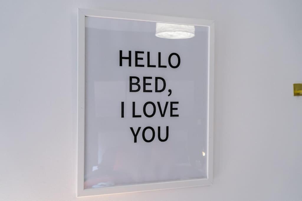 Apartment Stylish Apartment, Pool Table, Sleep 6, Location Liverpool